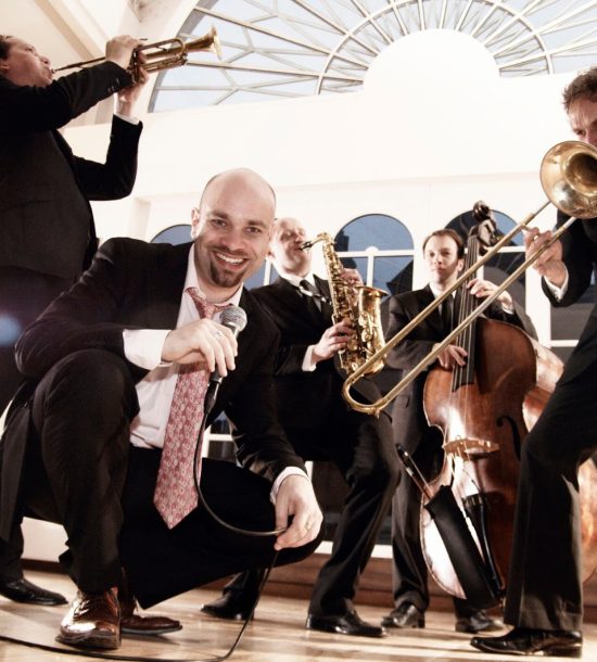 MAHKOTA Wedding Directory Listing Category Entertainment